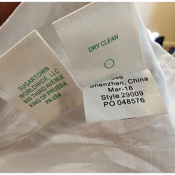 Lilly Pulitzer - Picture 12 of 17